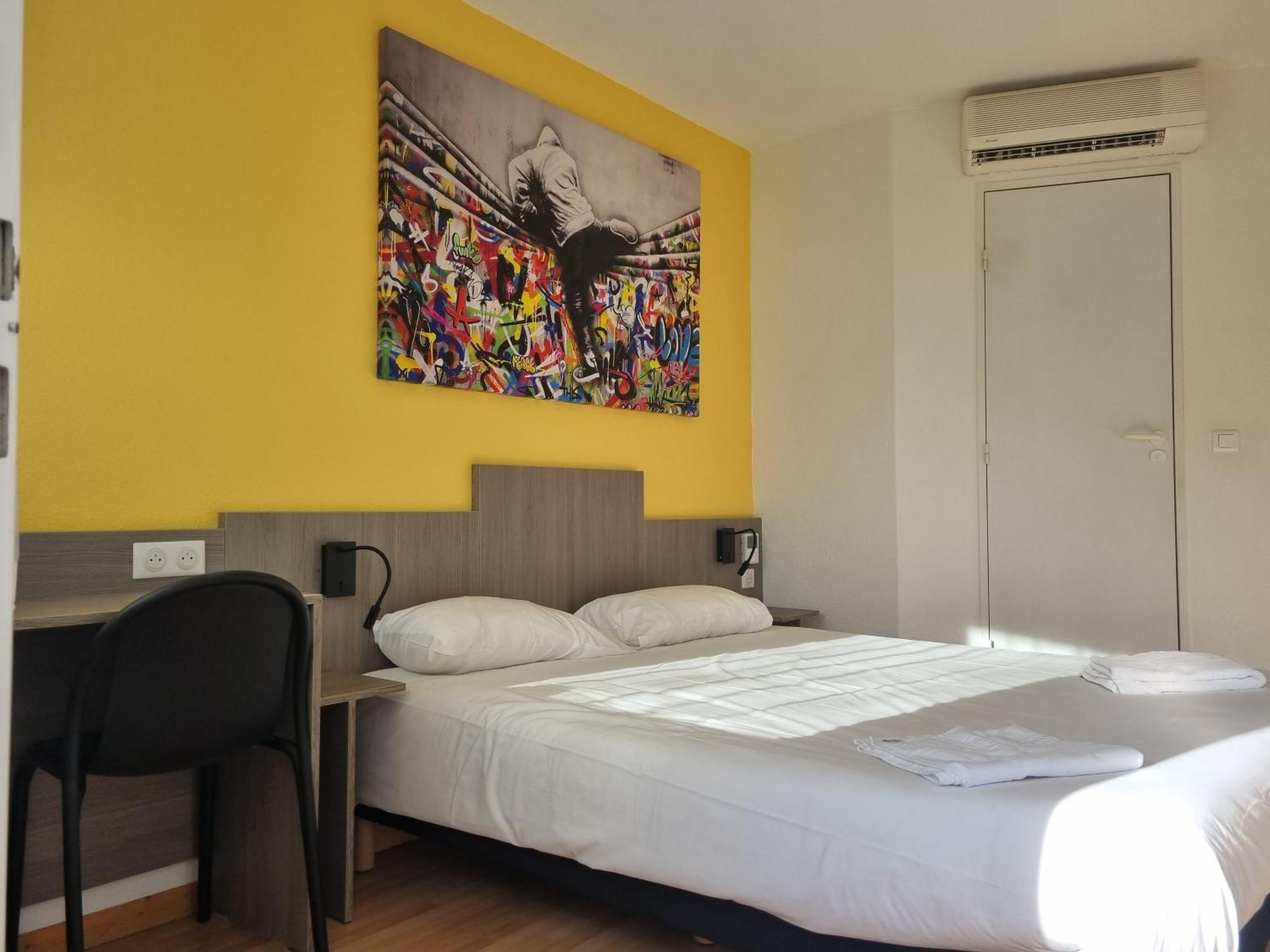 The Originals Access, Hotel Le Lutea Riom-ès-Montagne Екстериор снимка