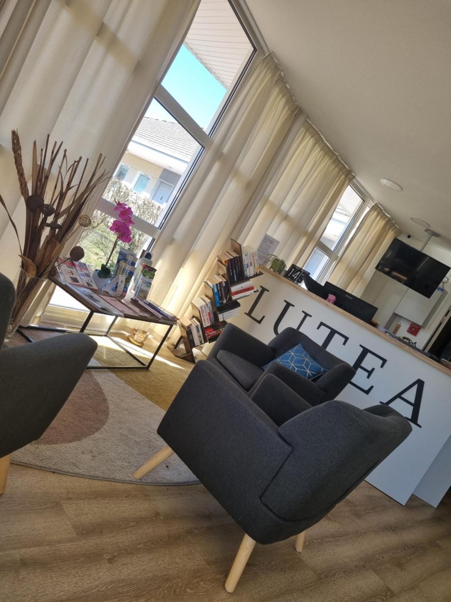 The Originals Access, Hotel Le Lutea Riom-ès-Montagne Екстериор снимка